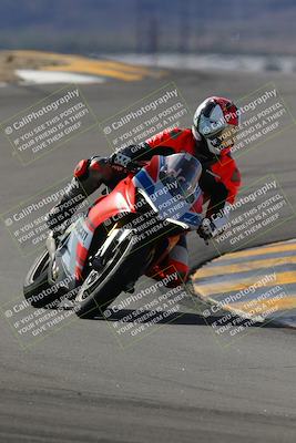 media/Nov-05-2022-SoCal Trackdays (Sat) [[f8d9b725ab]]/Turns 9 and 8 (1050am/